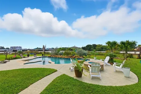 2009 Oceanview Drive Seabrook TX 77586