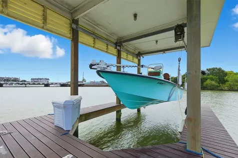 2009 Oceanview Drive Seabrook TX 77586