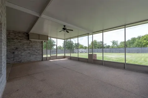 3718 Bridle Court College Station TX 77845