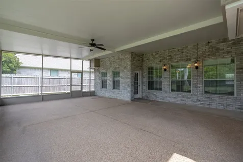 3718 Bridle Court College Station TX 77845