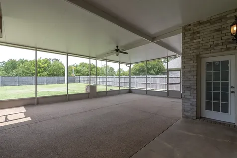 3718 Bridle Court College Station TX 77845