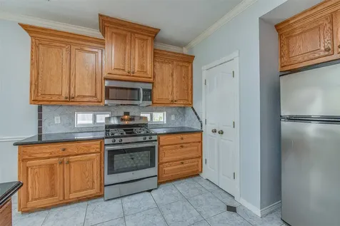 3718 Bridle Court College Station TX 77845