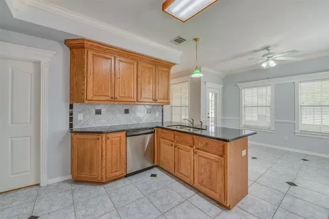 3718 Bridle Court College Station TX 77845