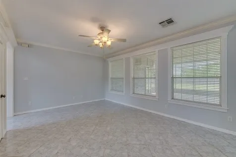 3718 Bridle Court College Station TX 77845