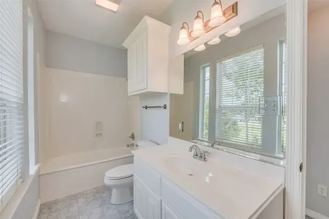 3718 Bridle Court College Station TX 77845