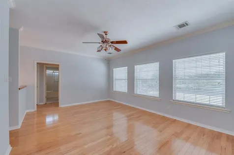 3718 Bridle Court College Station TX 77845
