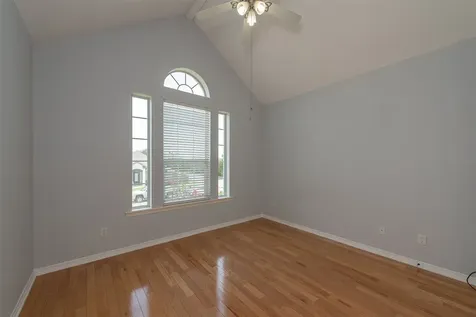3718 Bridle Court College Station TX 77845