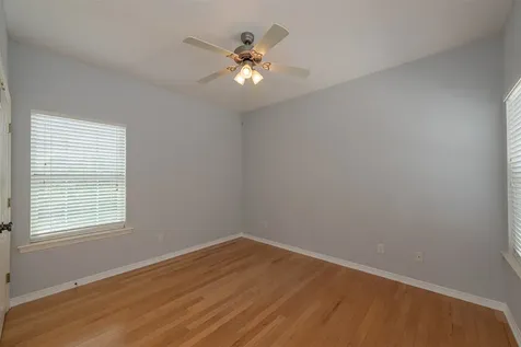 3718 Bridle Court College Station TX 77845
