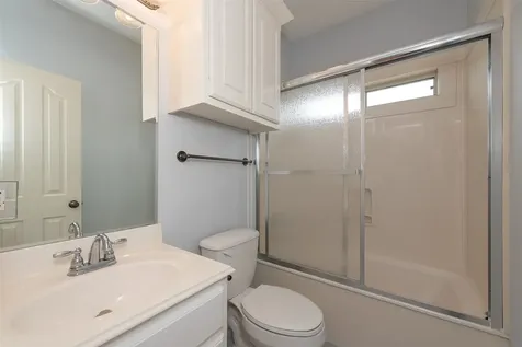 3718 Bridle Court College Station TX 77845