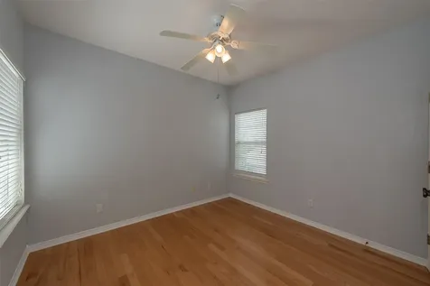 3718 Bridle Court College Station TX 77845