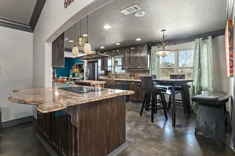 909 Turner Road Beaumont TX 77713