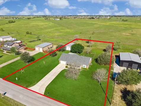 2695 Settlers Way Drive Sealy TX 77474