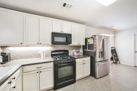 1609 Peach Dale Court Conroe TX 77301