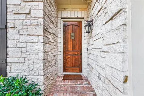 71 Mill Point Place The Woodlands TX 77380