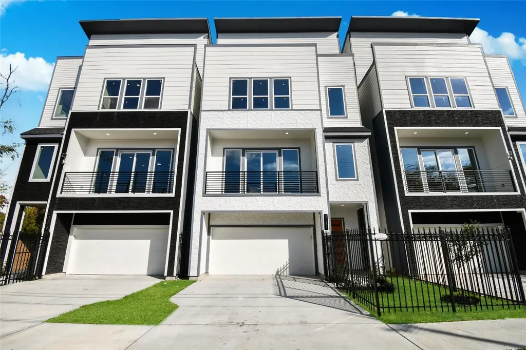 3231 Tuam Street Houston TX 77004