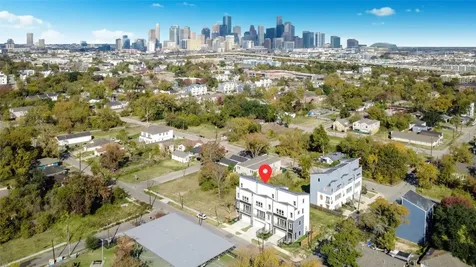 3231 Tuam Street Houston TX 77004