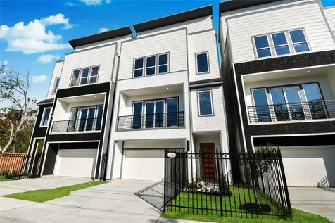 3231 Tuam Street Houston TX 77004