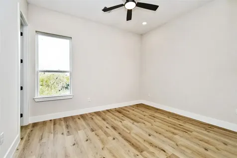 3231 Tuam Street Houston TX 77004