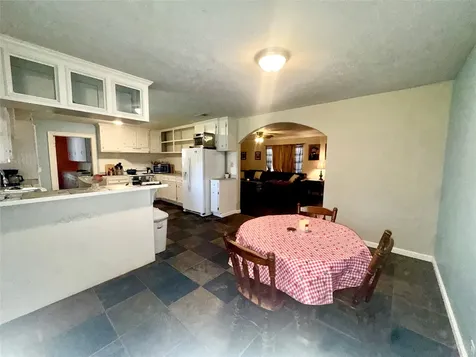 303 Charles Street Cleveland TX 77327