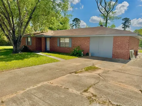 303 Charles Street Cleveland TX 77327