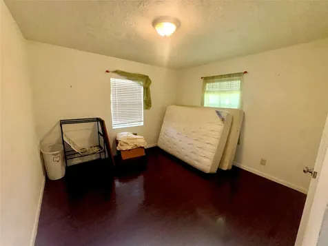 303 Charles Street Cleveland TX 77327