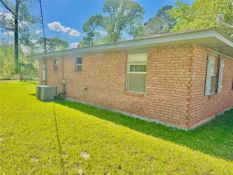 303 Charles Street Cleveland TX 77327