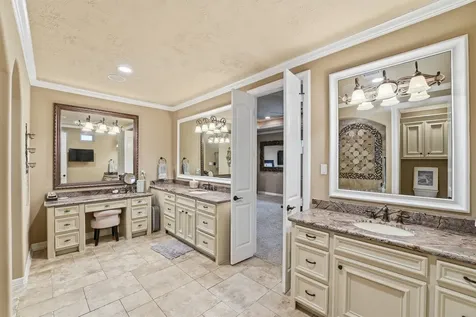 1217 Malone Street Houston TX 77007