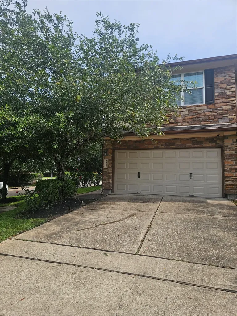 3219 Victorian Manor Lane Houston TX 77047