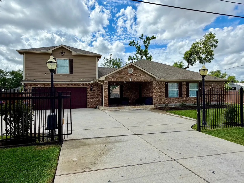 14110 Brownsville Street Houston TX 77015