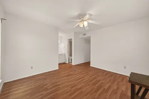 9201 Clarewood Drive 191 Houston TX 77036