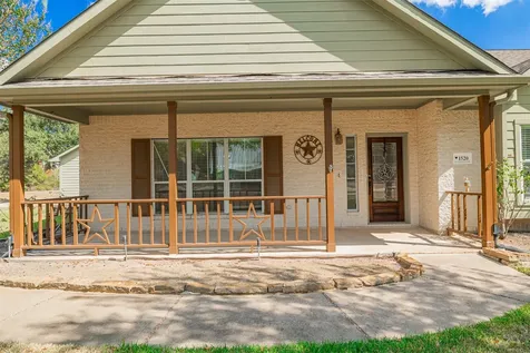1520 Lakefield Drive Sealy TX 77474