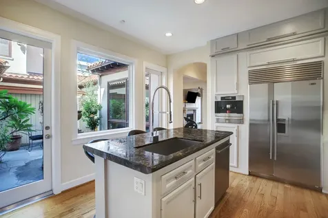 2522 Kingston Street Houston TX 77019