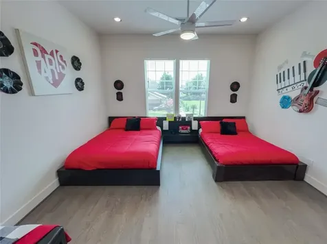 2404 Saint Charles Street Houston TX 77004