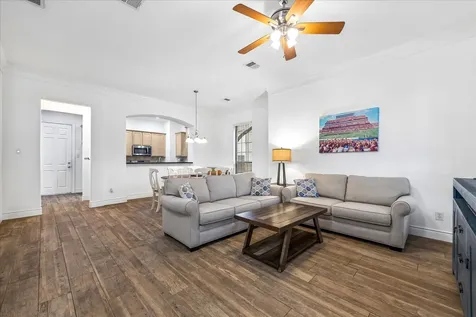 9044 Lakes At 610 Drive Houston TX 77054