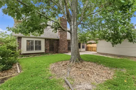 13615 Robin Hill Court Houston TX 77059