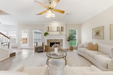 13615 Robin Hill Court Houston TX 77059