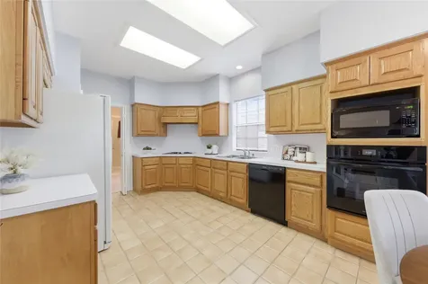 13615 Robin Hill Court Houston TX 77059