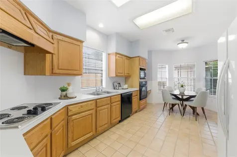 13615 Robin Hill Court Houston TX 77059