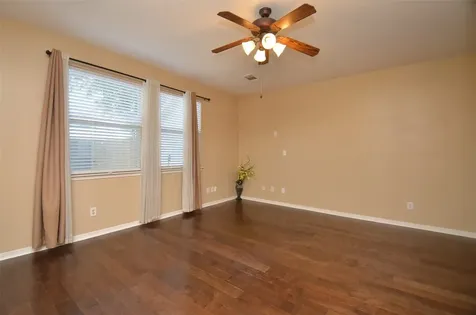 2911 Meadowglen Cove Houston TX 77082