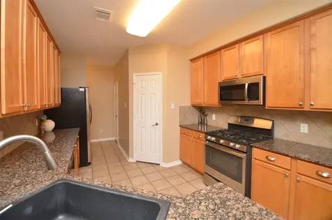 2911 Meadowglen Cove Houston TX 77082