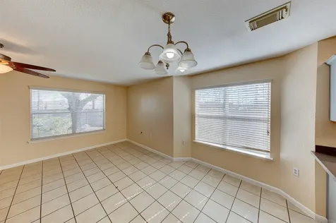2731 Vienna Place Pasadena TX 77502