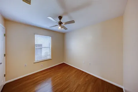 2731 Vienna Place Pasadena TX 77502