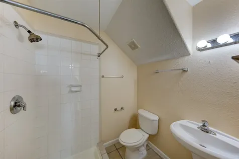 2731 Vienna Place Pasadena TX 77502
