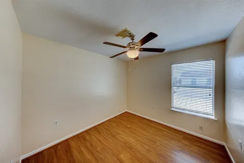 2731 Vienna Place Pasadena TX 77502