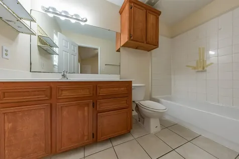 2731 Vienna Place Pasadena TX 77502