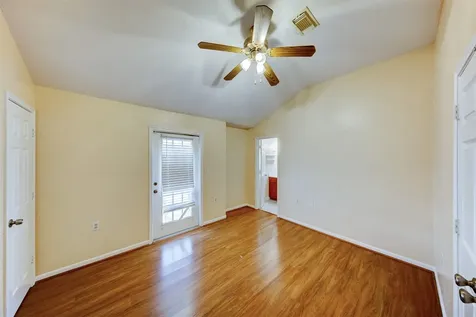 2731 Vienna Place Pasadena TX 77502