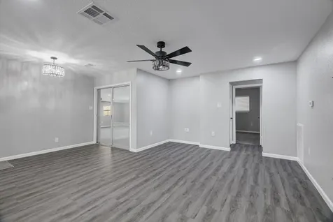 332 Crestwood Street Clute TX 77531