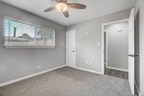 332 Crestwood Street Clute TX 77531
