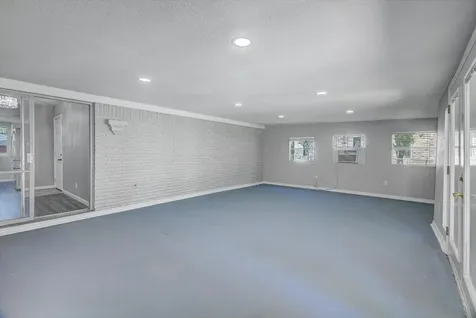 332 Crestwood Street Clute TX 77531