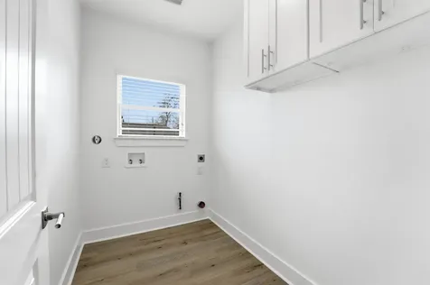 2825 De Soto Street Houston TX 77091
